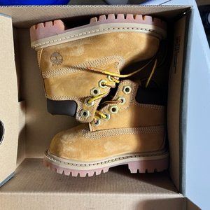ADORABLE Timberland Boots - Size 4 Toddler